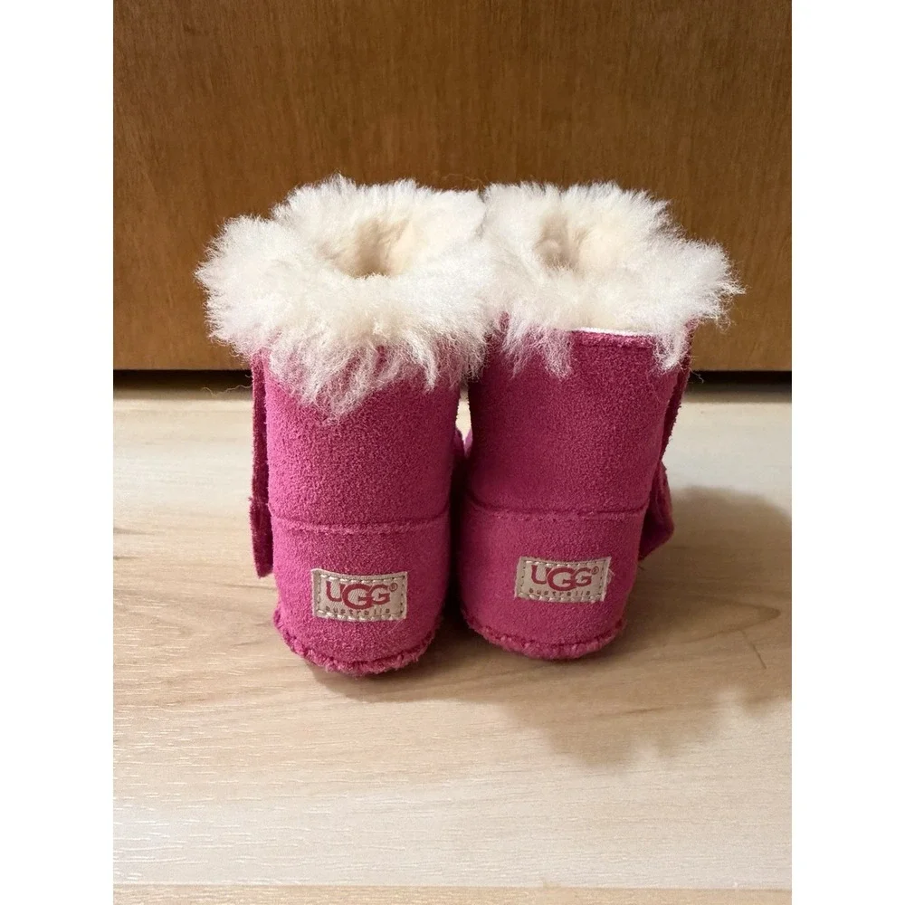 UGG Baby Girls Caden Infant‎ Pink Suede Boots Size 2/3 Excellent Condition